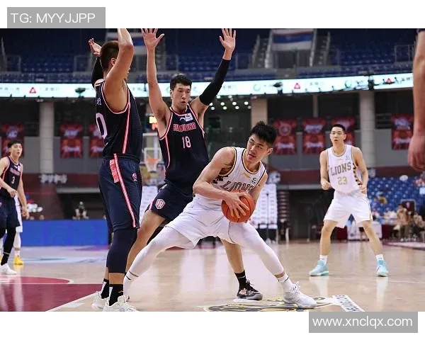 刘铮在篮球赛场的蜕变与成长之路探秘