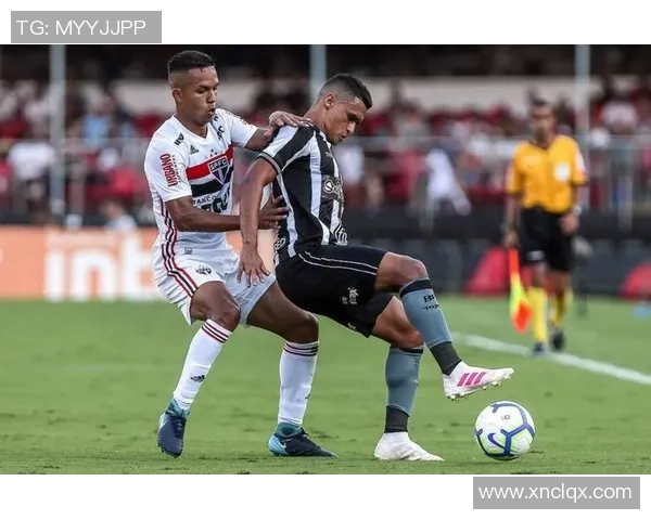 戈亚斯与巴竞技激战正酣谁将赢得这场巴西足球盛宴